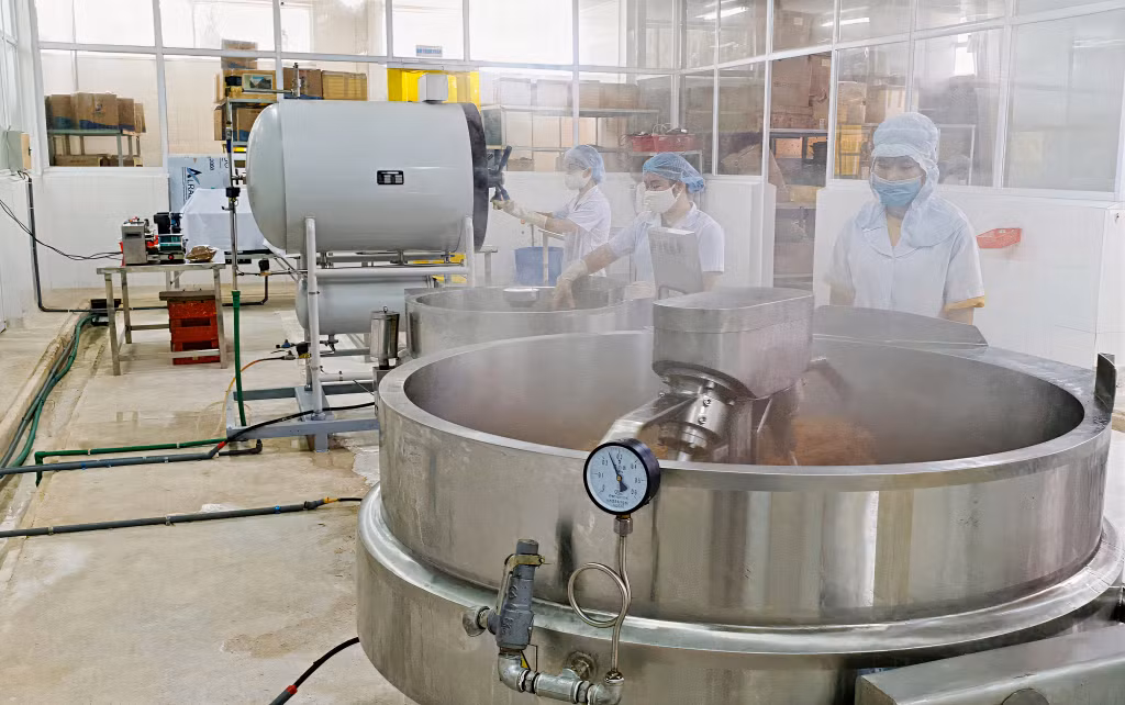 ông ty TNHH Sản xuất và Thương mại thủy sản Quảng Ninh (Bavabi) đẩy mạnh ứng dụng KHCN trong chế biến các sản phẩm từ thủy sản.