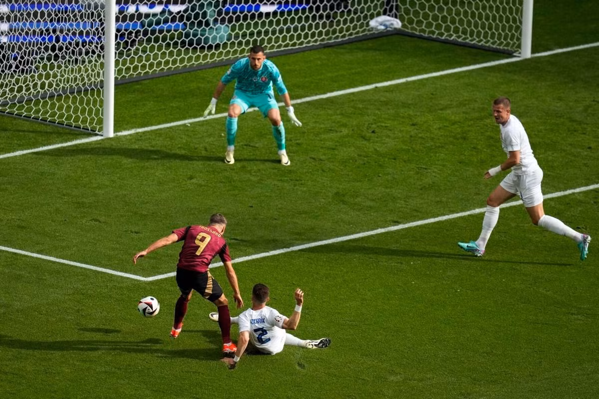 Lukaku vô duyên trong ngày ra quân Euro 2024 ảnh 10