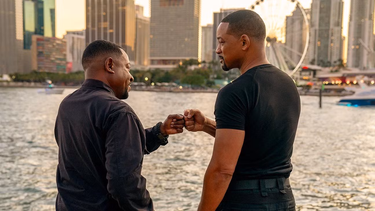 Diễn xuất của Will Smith và Martin Lawrence được đánh giá cao.