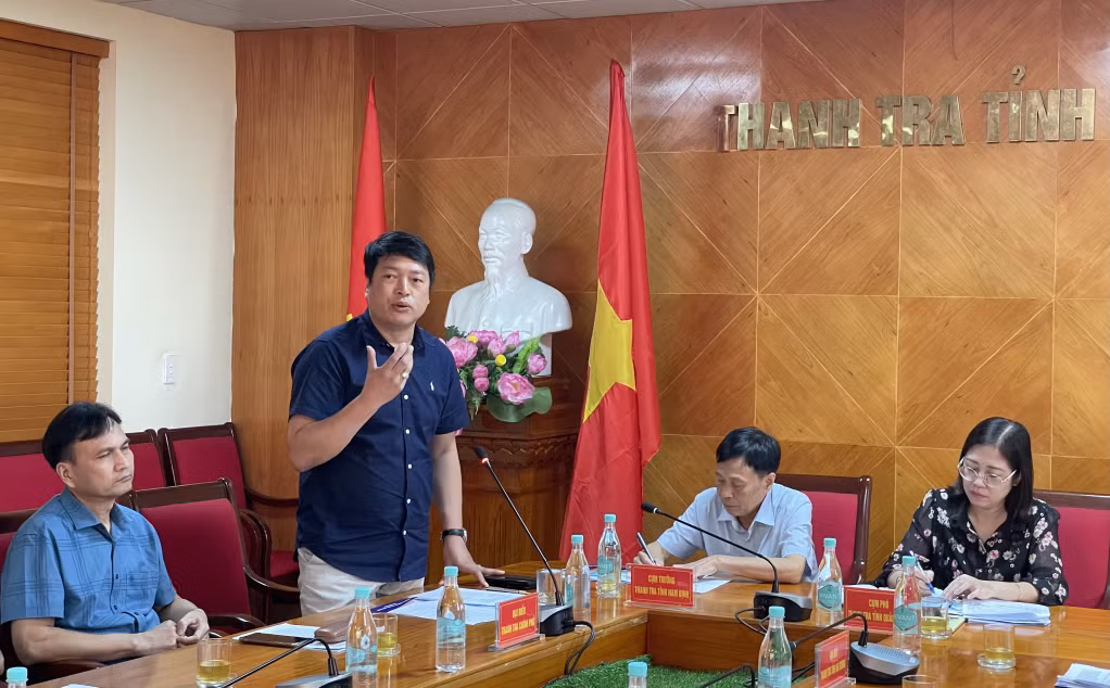 Đồng chí Ngô Mạnh Hùng, Phó Cục trưởng Cục I, Thanh tra Chính phủ, phát biểu tại hội nghị.