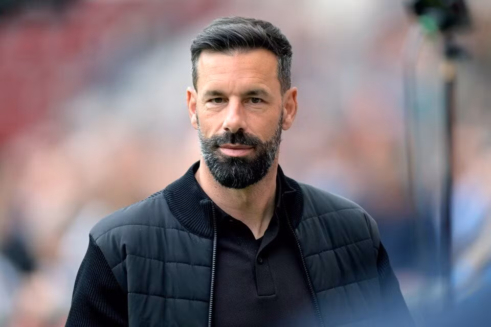 Van Nistelrooy nhiều khả năng sẽ trở lại MU trong vai trò trợ lý HLV