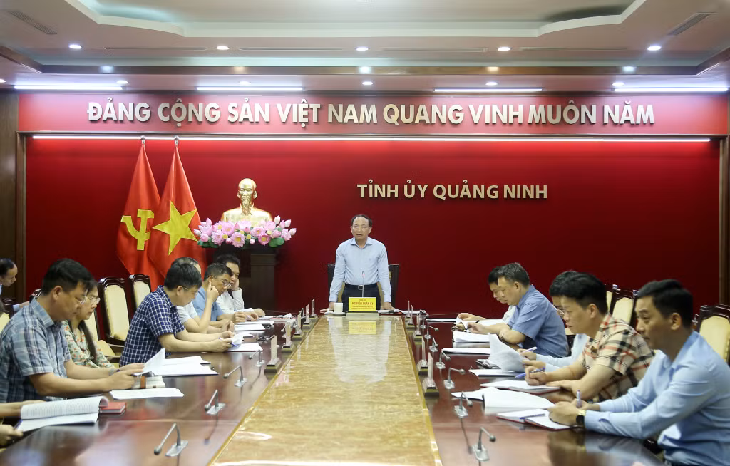 Đồng chí Nguyễn Xuân Ký, Ủy viên Trung ương Đảng, Bí thư Tỉnh ủy, Chủ tịch HĐND tỉnh, kết luận tại cuộc làm việc với Ủy ban Kiêm tra Tỉnh ủy.
