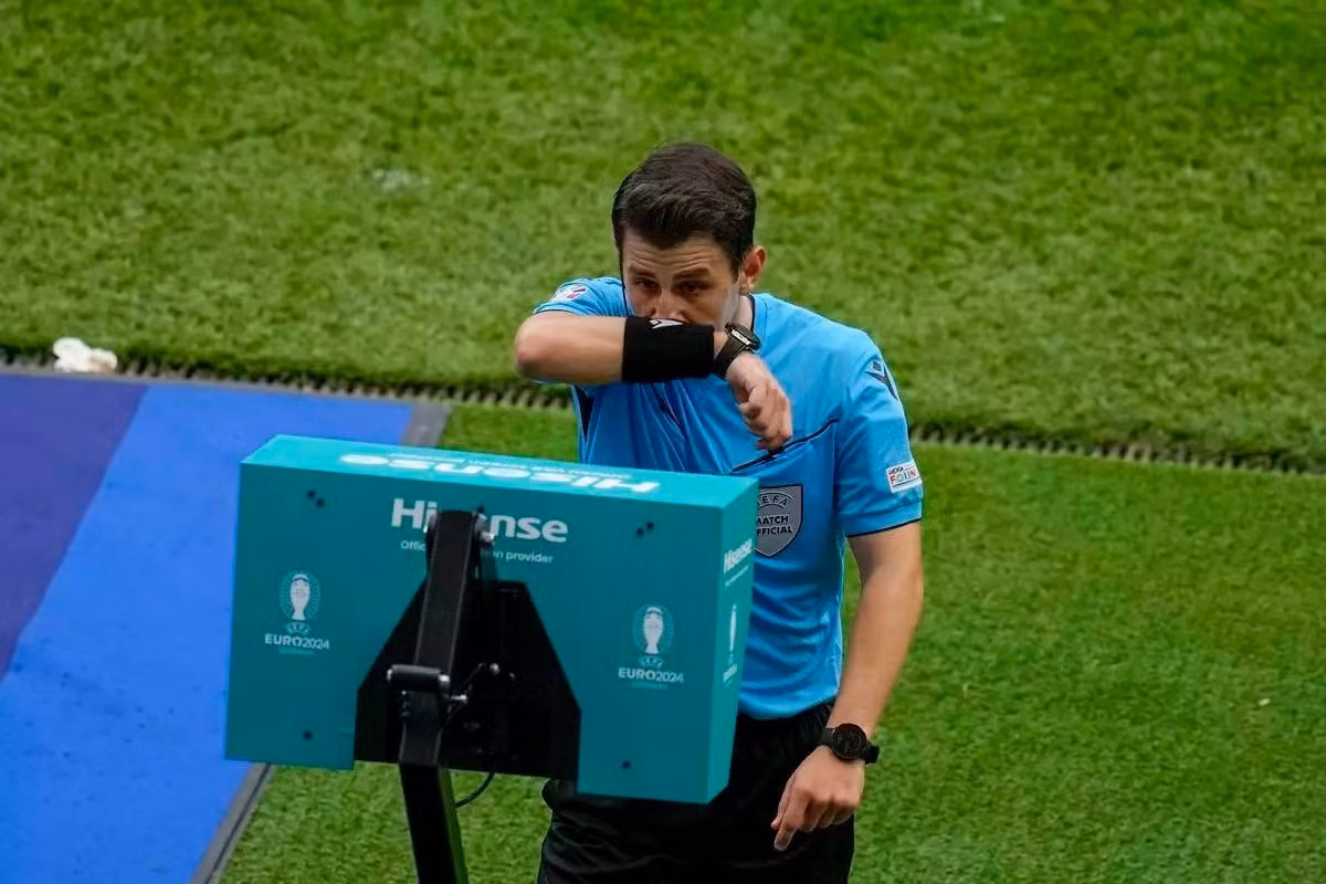 Lukaku vô duyên trong ngày ra quân Euro 2024 ảnh 8