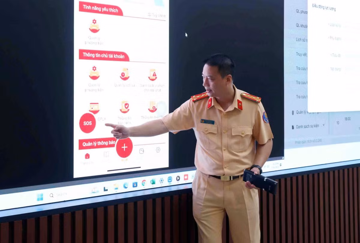 Đại tá Phạm Quang Huy - Phó Cục trưởng Cục CSGT. Ảnh: Việt Dũng