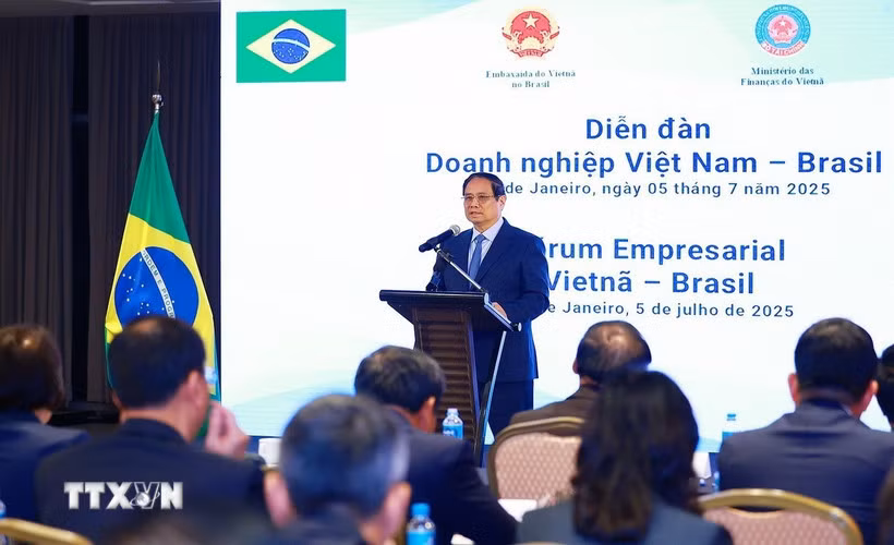 Thủ tướng Phạm Minh Chính phát biểu tại Diễn đàn doanh nghiệp Việt Nam-Brazil. (Ảnh: Dương Giang/TTXVN)