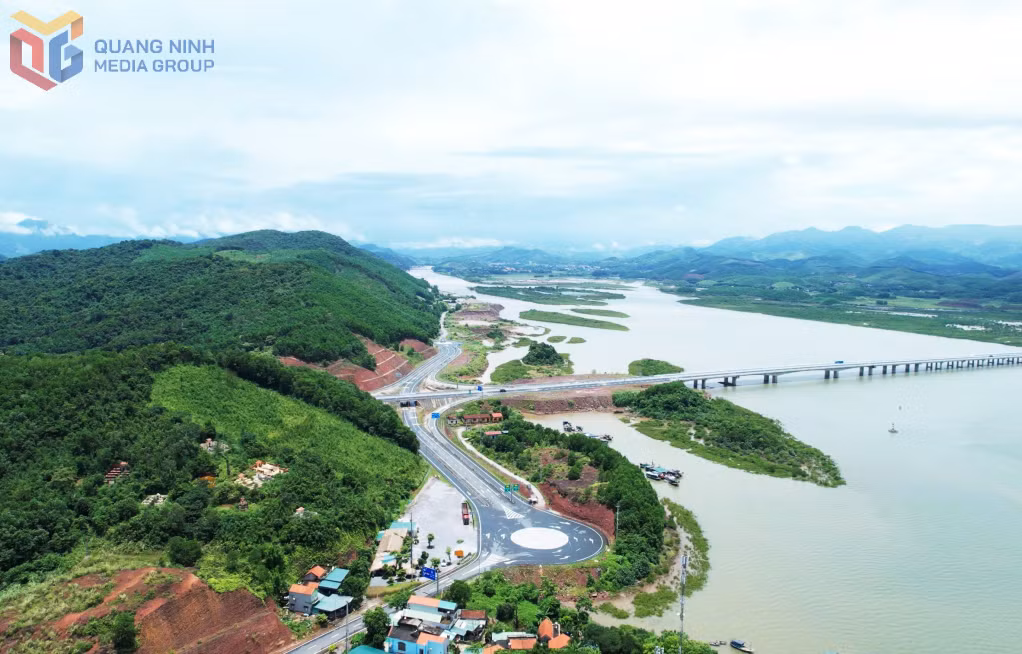 Hạ tầng kết nối liên vùng được quan tâm đầu tư, mở ra không gian phát triển mới cho xã Tiên Yên.