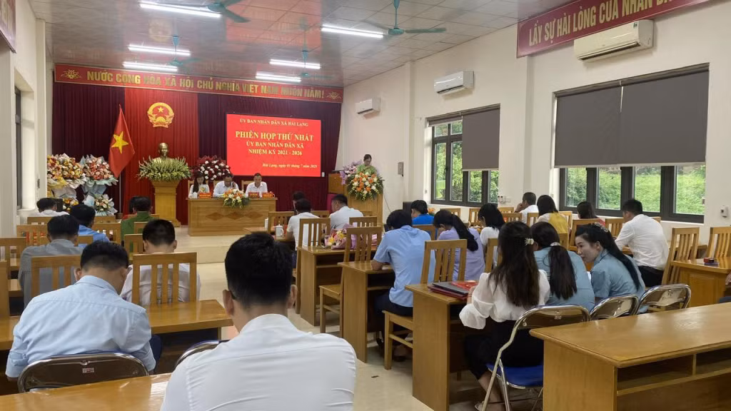 Phiên họp thứ nhất, HĐND xã Hải Lạng nhiệm kỳ 2025-2030 đề ra nhiều quyết sách quan trọng trong định hướng phát triển của xã.