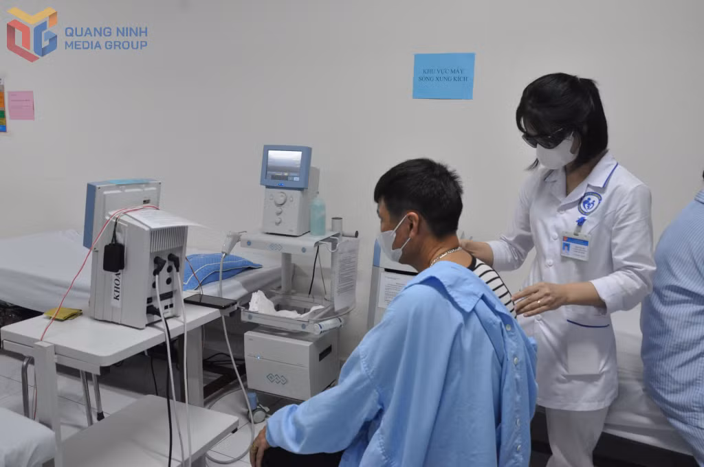 Hầu hết người bệnh điều trị ở Bệnh viện Lão khoa và Phục hồi chức năng tỉnh đều có Bảo hiểm y tế và được chi trả chi phí khám chữa bệnh BHYT theo quy định.