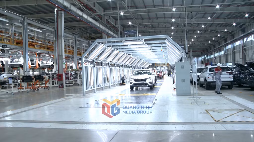 Dây chuyền sản xuất xe ô tô thương hiệu Skoda tại Nhà máy ô tô Thành Công, Việt Hưng.