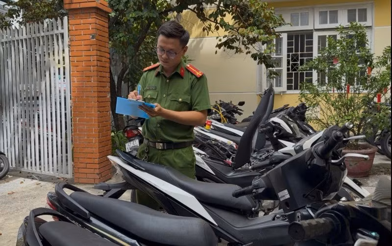 Tang vật thu giữ trong vụ trộm xe liên tỉnh. Ảnh: CACC