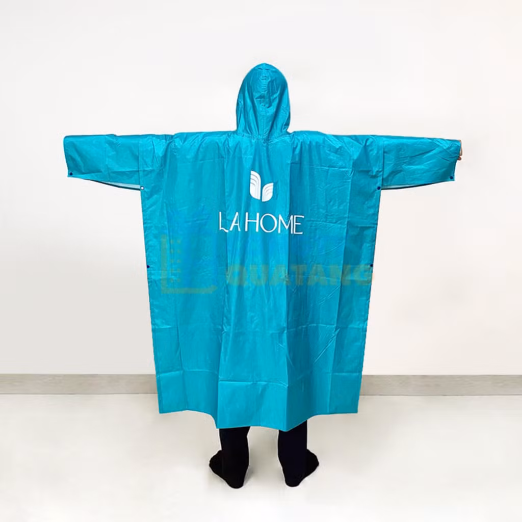 Áo mưa cánh dơi in logo La Home