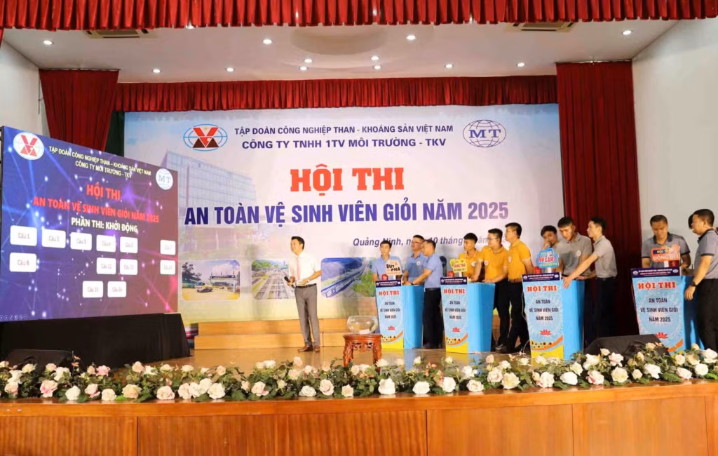 Công ty TNHH MTV Môi trường - TKV tổ chức Hội thi An toàn vệ sinh viên giỏi năm 2025. Ảnh: Công ty TNHH MTV Môi trường - TKV.