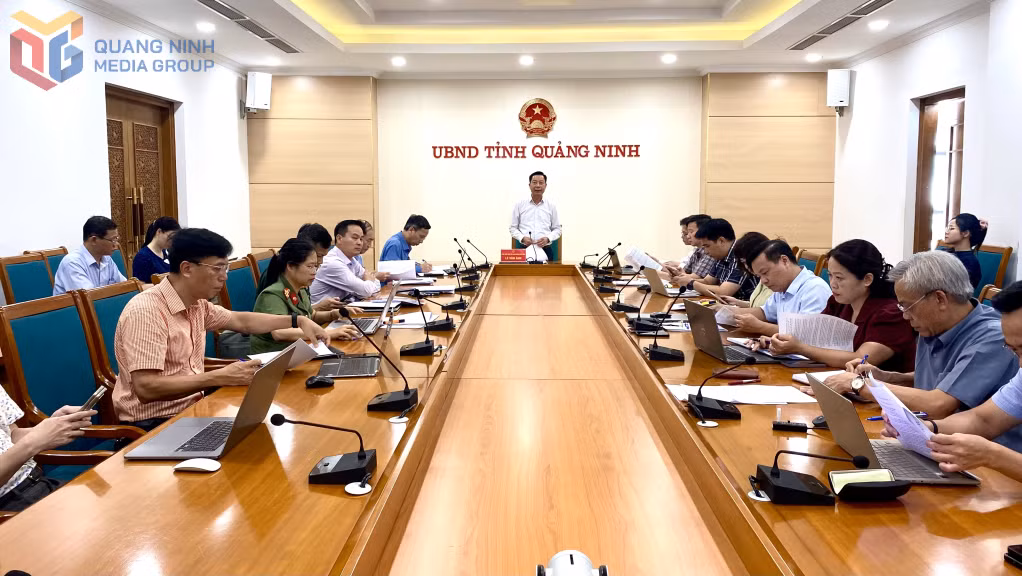 Đồng chí Lê Văn Ánh, Phó Chủ tịch UBND tỉnh, chủ trì cuộc họp rà soát nội dung trình kỳ họp chuyên đề HĐND tỉnh dự kiến tổ chức vào tháng 8/2025.