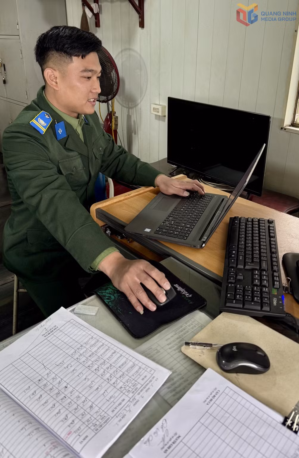 Phòng Kiểm soát nội bộ và bảo vệ, Công ty CP Than Đèo Nai - Cọc Sáu - TKV sử dụng ứng dụng google sheet trong quản lý phương tiện ra, vào mỏ.