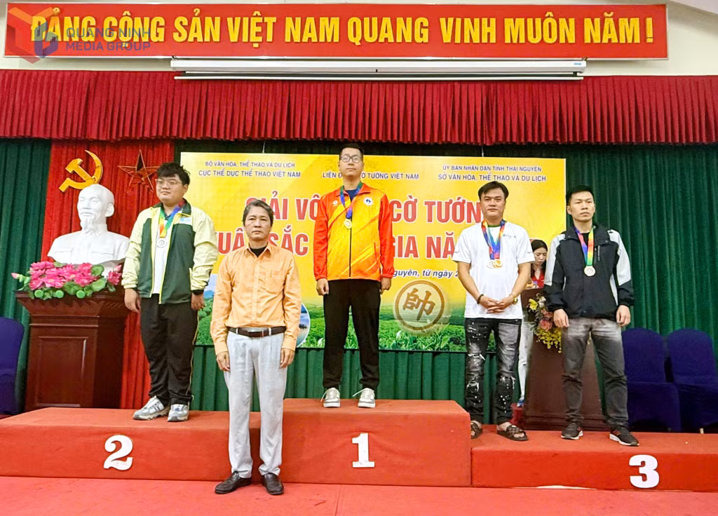 VĐV Quảng Ninh Đào Duy Khánh giành HCV ở nội dung nam vô địch truyền thống.