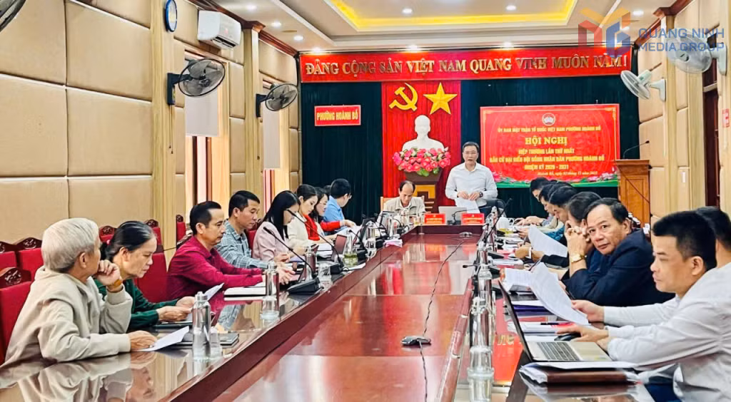 Quang cảnh Hội nghị hiệp thương lần thứ nhất để thỏa thuận cơ cấu, thành phần, số lượng người ứng cử đại biểu HĐND phường Hoành Bồ, nhiệm kỳ 2026-2031.