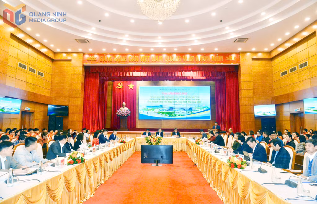 Tọa đàm thu hút đông đảo các nhà khoa học, nhà quản lý, huấn luyện viên tham dự.