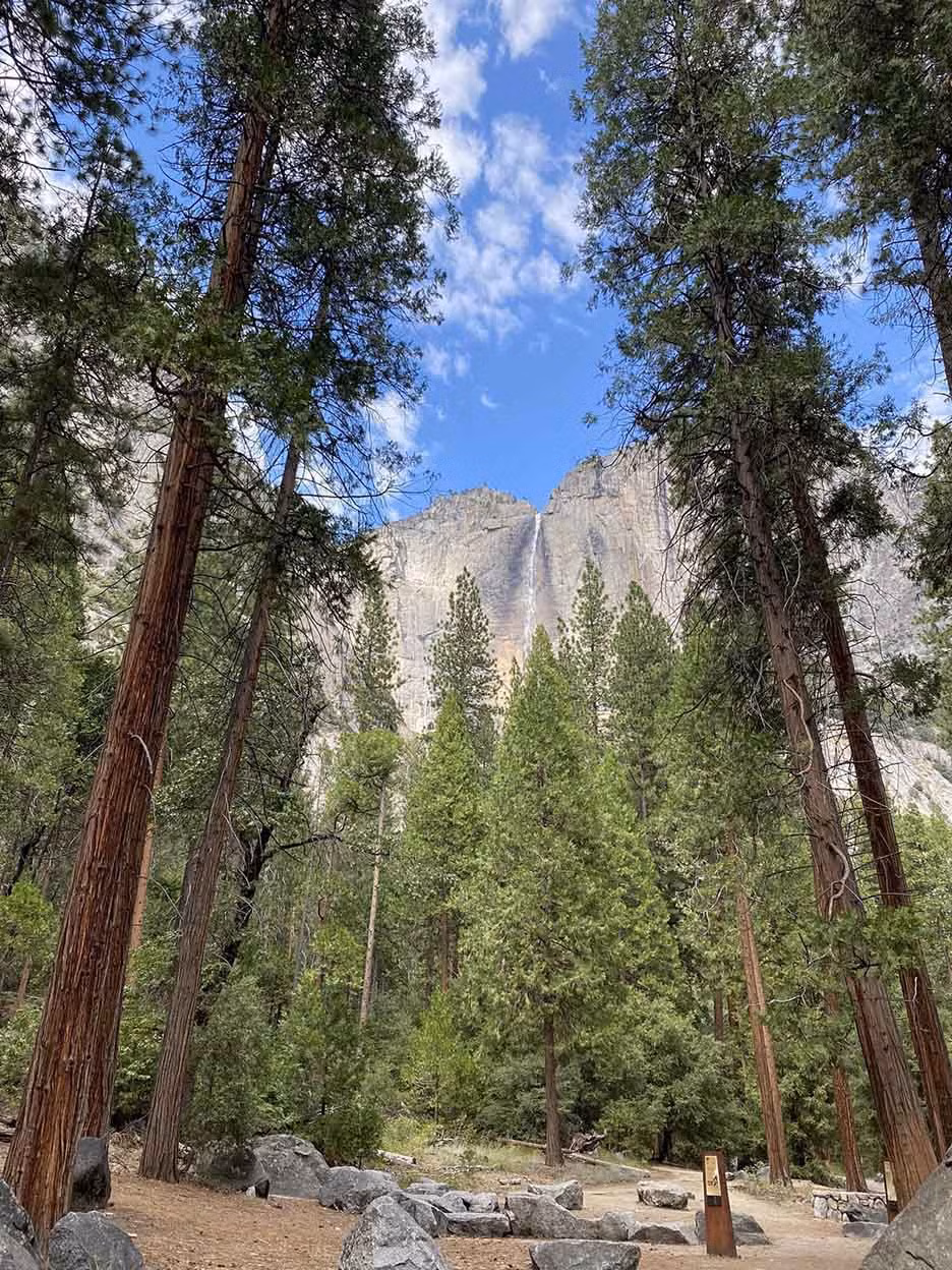Với khung cảnh thiên nhiên tươi đẹp và những ngọn núi hùng vĩ, Công viên quốc gia Yosemite là điểm đến lý tưởng với những người yêu dã ngoại. Ảnh: Cao Việt Cường Cavicu