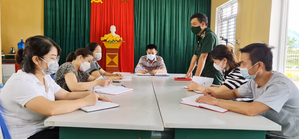 Đội ngũ cán bộ Biên phòng tăng cường cho các xã, phường biên giới tích cực tham mưu cho địa phương thực hiện tốt nhiệm vụ quản lý, bảo vệ biên giới.