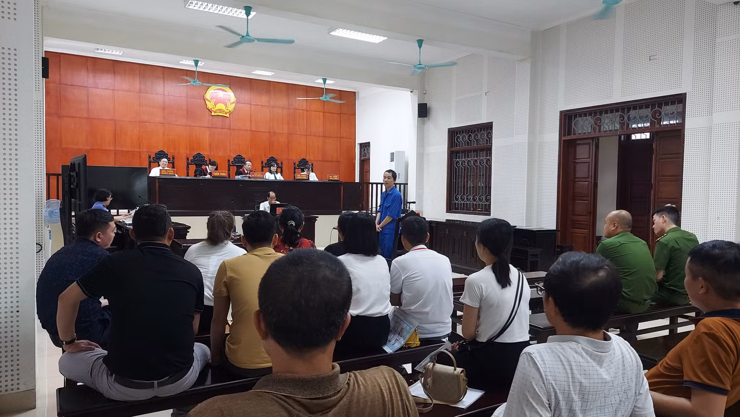 Trần Bá Trung xin lỗi các bị hại.