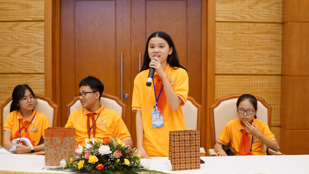 Trẻ em phát biểu ý kiến tại Diễn đàn trẻ em tỉnh Quảng Ninh năm 2020.
