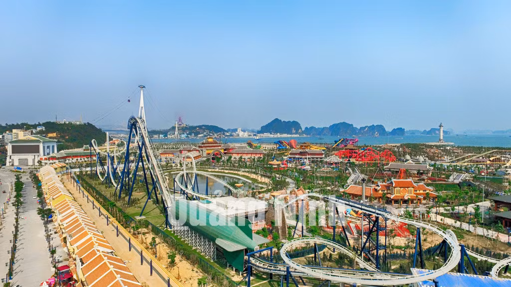 Toàn cảnh khu vui chơi giải trí. Ảnh: Hùng Sơn