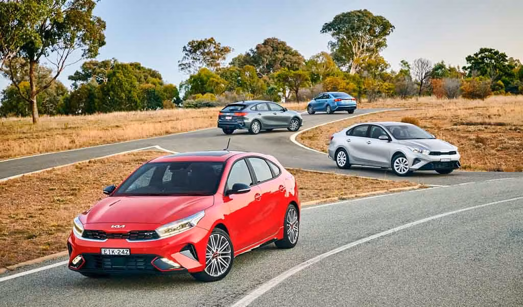 Kia Cerato vừa ra bản facelift 2022 tại Úc, Thaco bất ngờ tung giá "dọn kho" ảnh 1