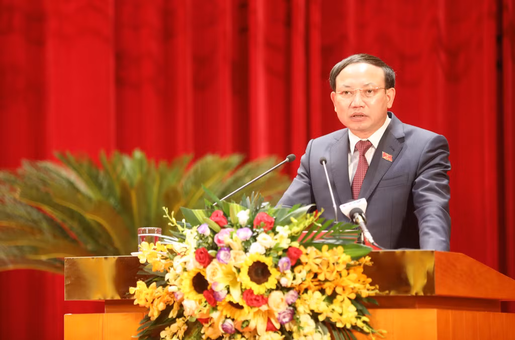 Đồng chí Nguyễn Xuân Ký, Ủy viên Trung ương Đảng, Bí thư Tỉnh ủy, Chủ tịch HĐND tỉnh, phát biểu bế mạc kỳ họp.