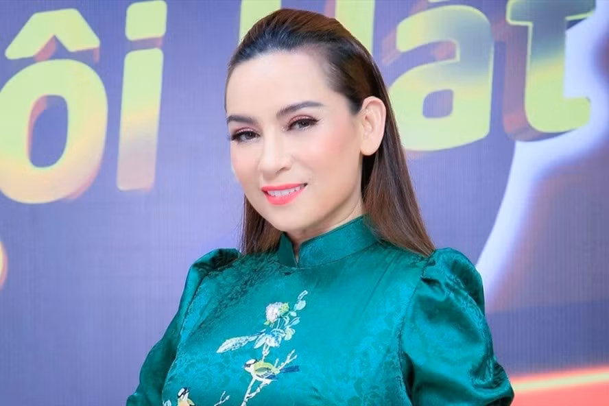 Ca sĩ Phi Nhung liên tiếp dính ồn ào. Ảnh: CTCC.