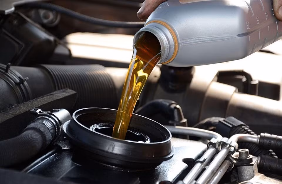 Mỗi loại xe sẽ có lọc nhớt với kích thước khác nhau và bạn cần chọn đúng loại lọc cho dòng xe của mình. Ảnh: VGT
