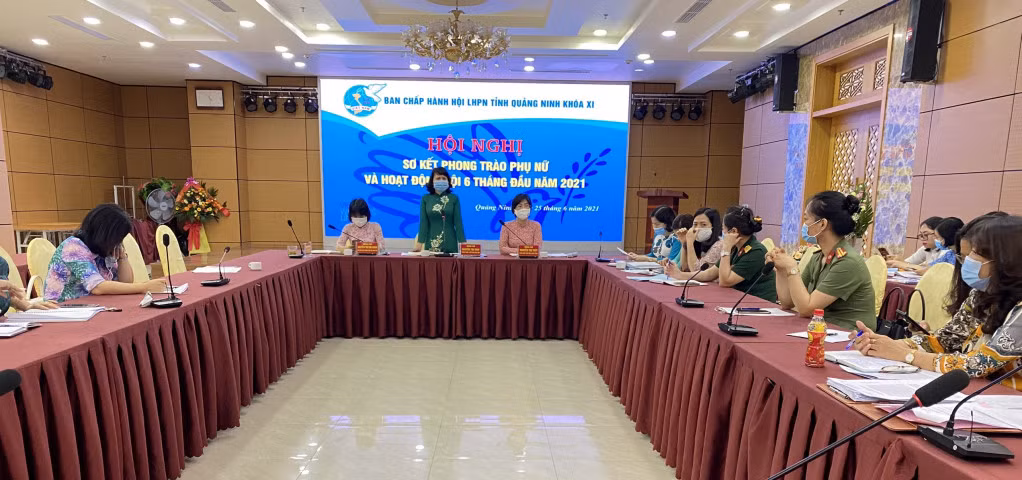 Quang cảnh hội nghị.