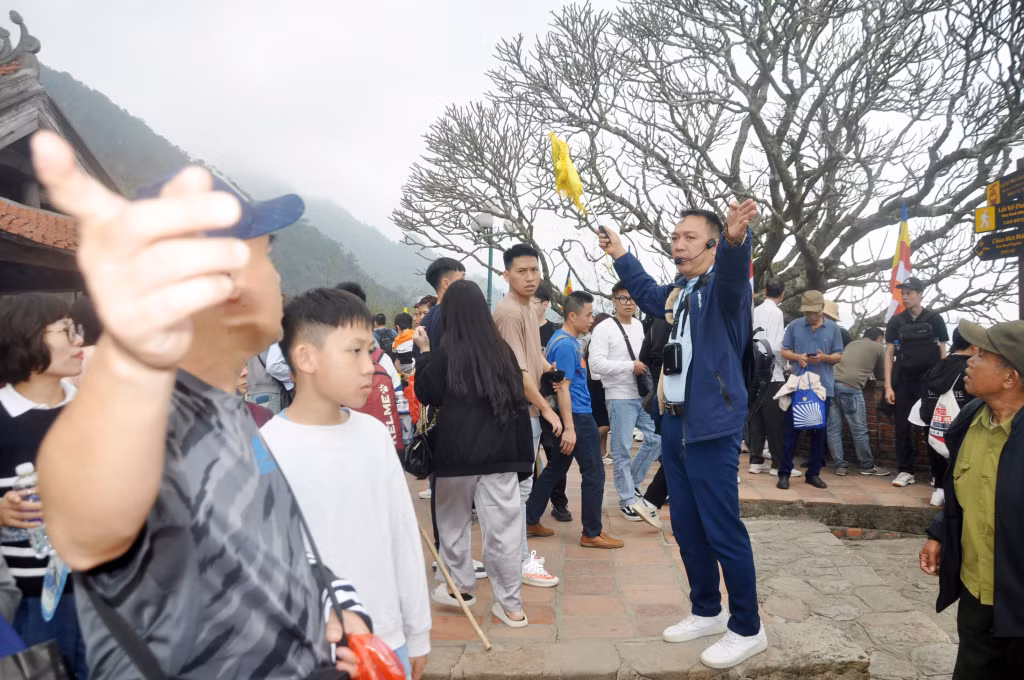 Lễ hội xuân Yên Tử luôn thu hút đông đảo người dân, du khách đến tham quan, chiêm bái.