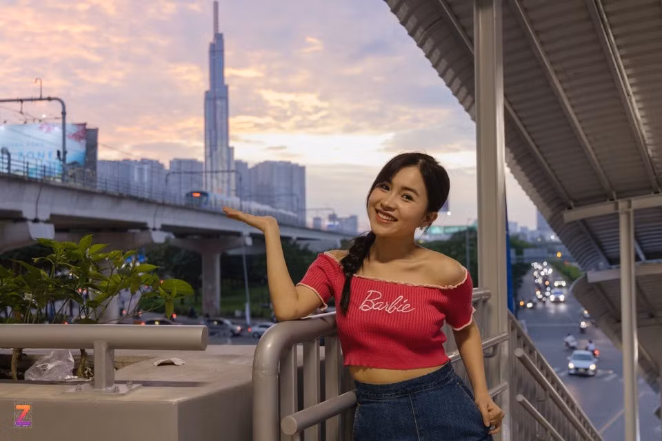 Sở Du lịch TP.HCM đang khảo sát, đánh giá quanh 14 nhà ga của tuyến metro số 1 nhằm xây dựng sản phẩm, tour du lịch. Ảnh: Phương Lâm.