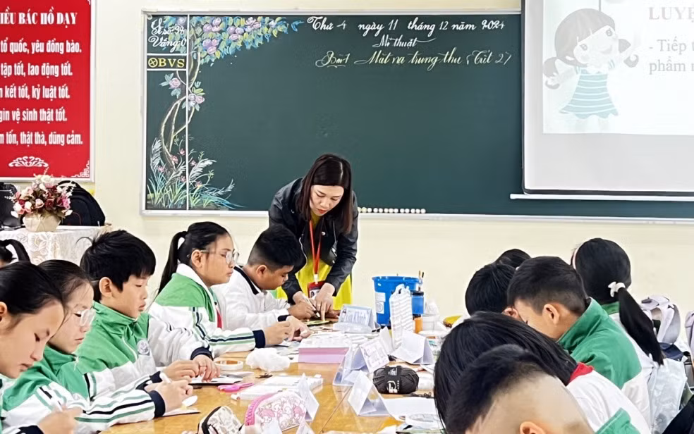 Một tiết dạy thực hành của giáo viên tại Cụm thi TP Móng Cái.
