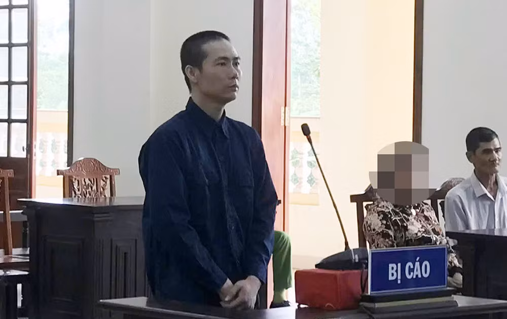 Bị cáo Duy tại tòa. Ảnh: E.X.