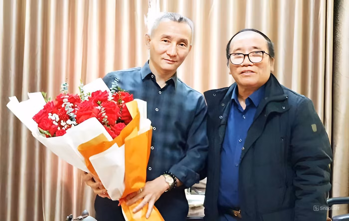 Nhà thơ Lương Ngọc An và nhà thơ Trần Đăng Khoa. Ảnh: Hội Nhà văn Việt Nam.