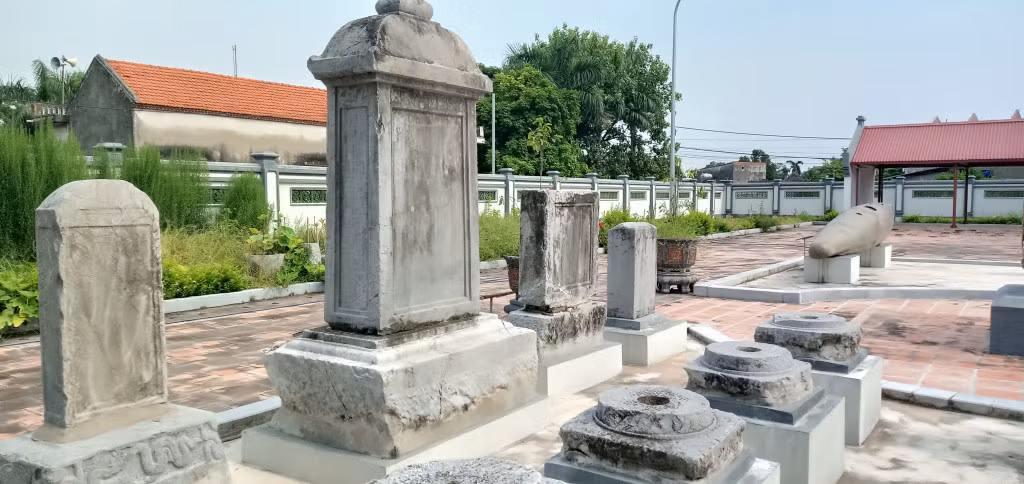 Một số văn bia tại chùa Bắc Mã.