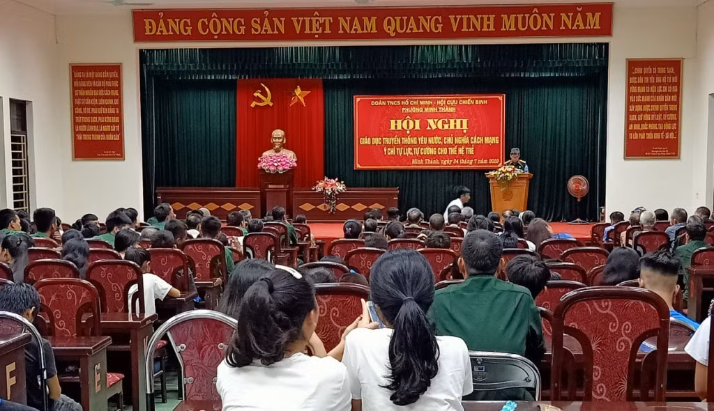 Thông qua các buổi giáo dục truyền thống cách mạng, giúp đoàn viên, thanh niên thị xã Quảng Yên vững tin vào Đảng, nỗ lực phấn đấu để trở thành đảng viên.