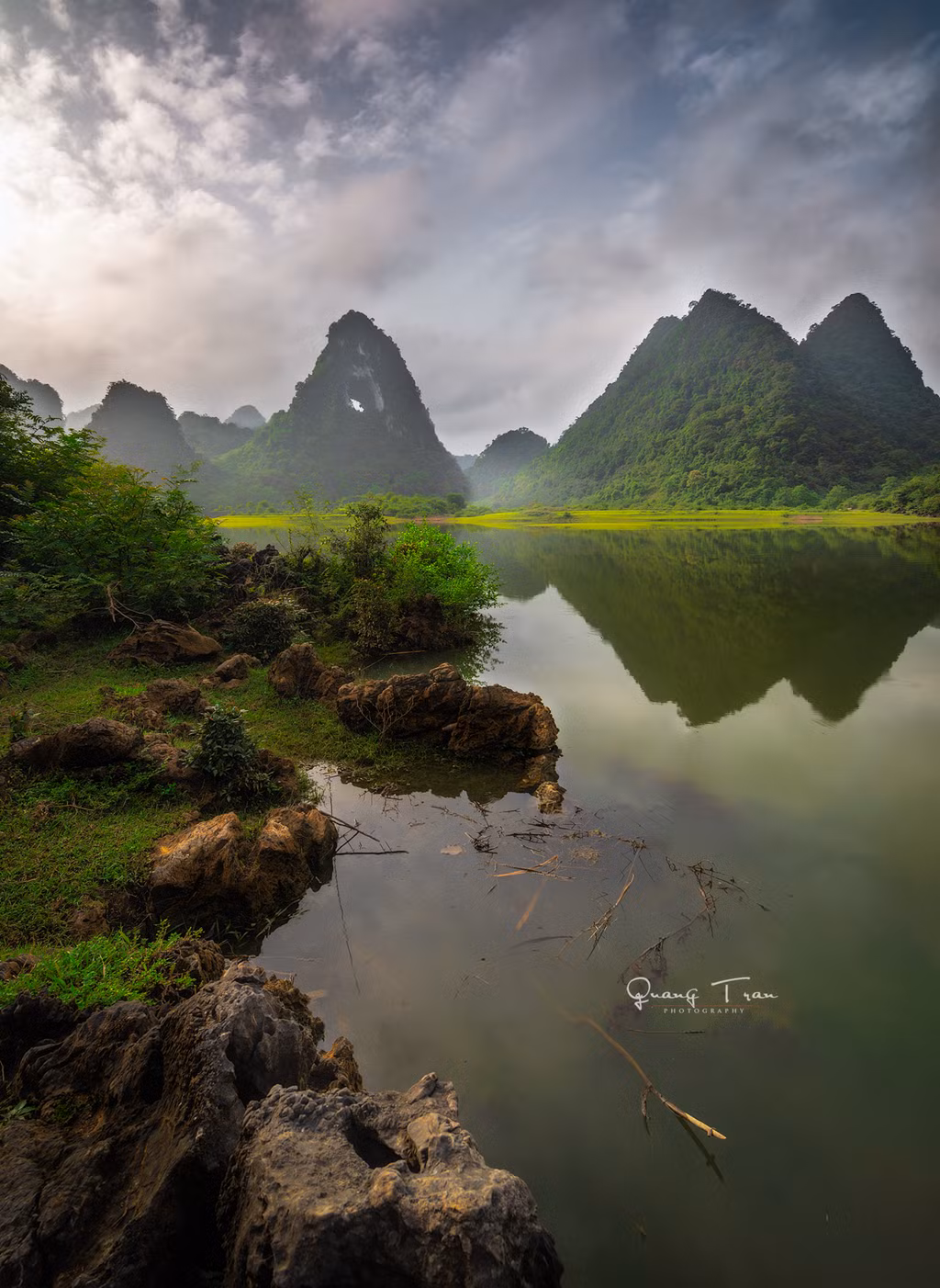 Ngắm vẻ đẹp như tranh thủy mặc ở vùng đất biên giới Trùng Khánh ảnh 8