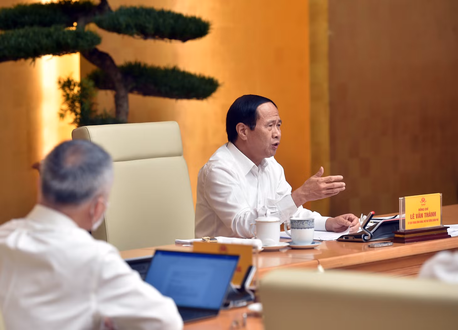 Phó Thủ tướng Lê Văn Thành: Không ban hành thêm quy trình, thủ tục, giấy phép gây cản trở lưu thông hàng hóa ảnh 1 Phó Thủ tướng Lê Văn Thành: Không ban hành thêm quy trình, thủ tục, giấy phép gây cản trở lưu thông hàng hóa ảnh 1