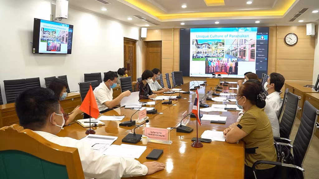 Quang cảnh hội nghị.