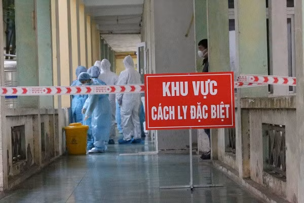 Gần 1.100 ca COVID-19 nặng đang thở máy và ECMO tại các cơ sở điều trị (Ảnh minh hoạ)