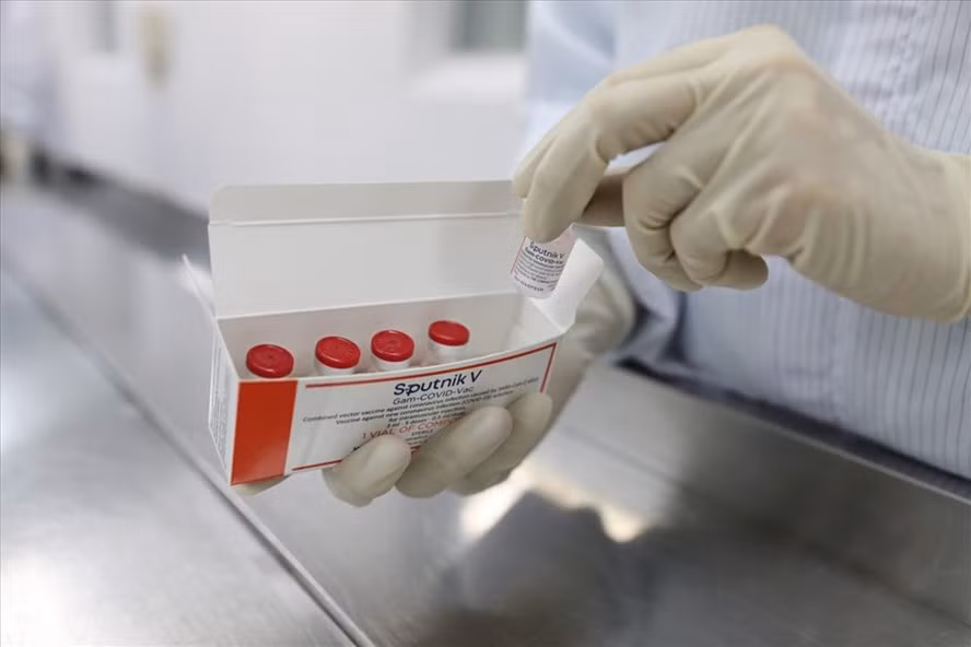 Vaccine Sputnik V của Nga được gia công đóng ống thành công tại Việt Nam. Ảnh: VABIOTECH