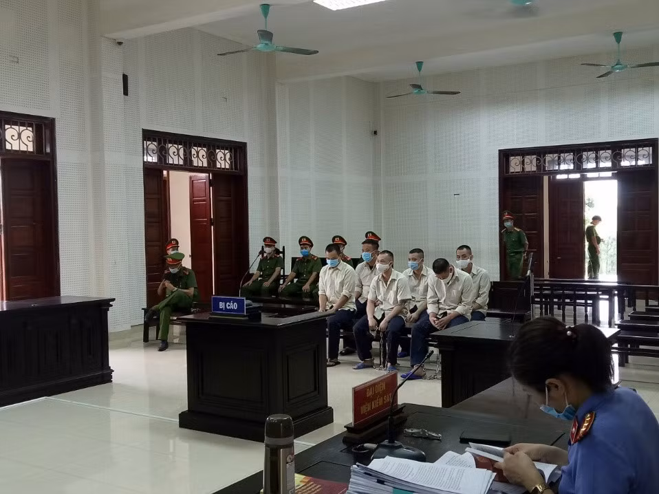 Các bị cáo tại phiên tòa.