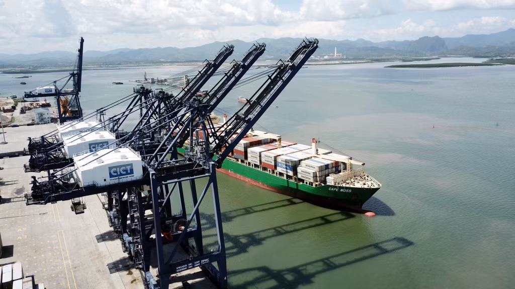 Đây là một trong 2 chuyến tàu khai thác thử nghiệm của hãng tàu MAERSK LINE trong tháng 9/2021 tại CICT Cái Lân.