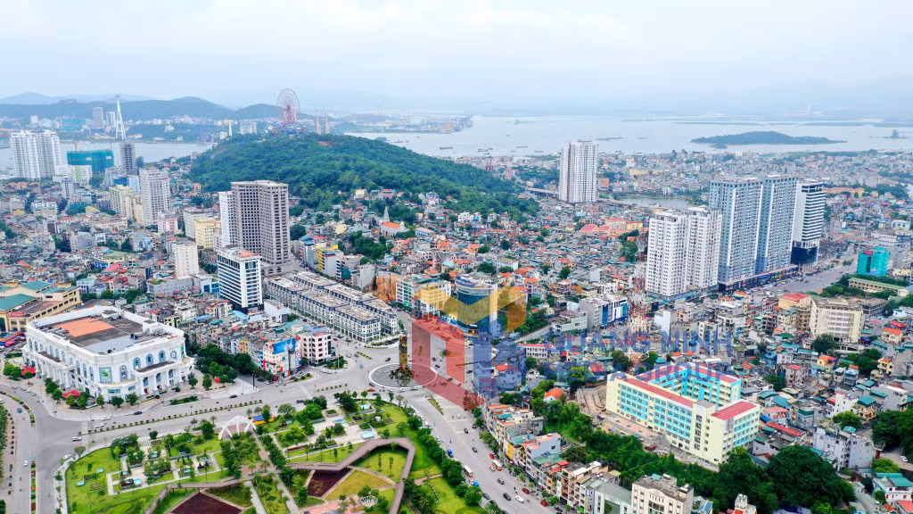 Trung tâm TP Hạ Long (8-2019). Ảnh: Hùng Sơn