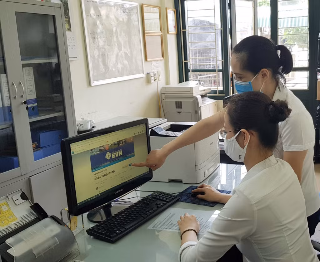 CBCNV PC Quảng Ninh tham gia cuộc thi “Ý tưởng sáng tạo mới Chuyển đổi số” do nhóm Đồng nghiệp EVN phát động.