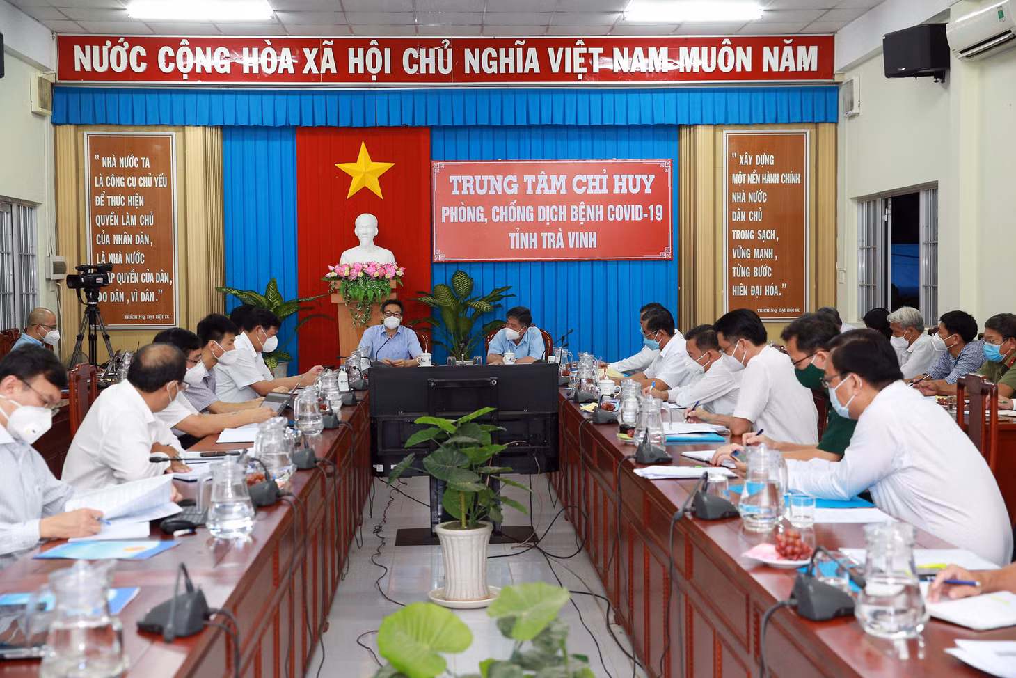 Dập dứt điểm những ổ dịch còn sót, từng bước mở lại hoạt động ảnh 4