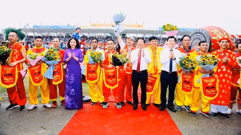 Khai hội chọi trâu truyền thống Đồ Sơn 2022.