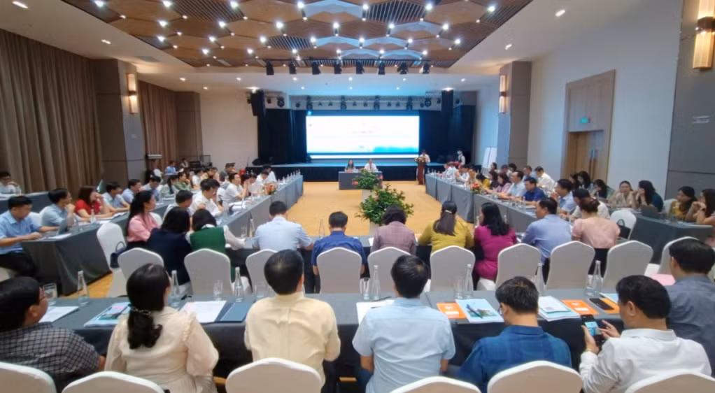 Quang cảnh hội nghị.